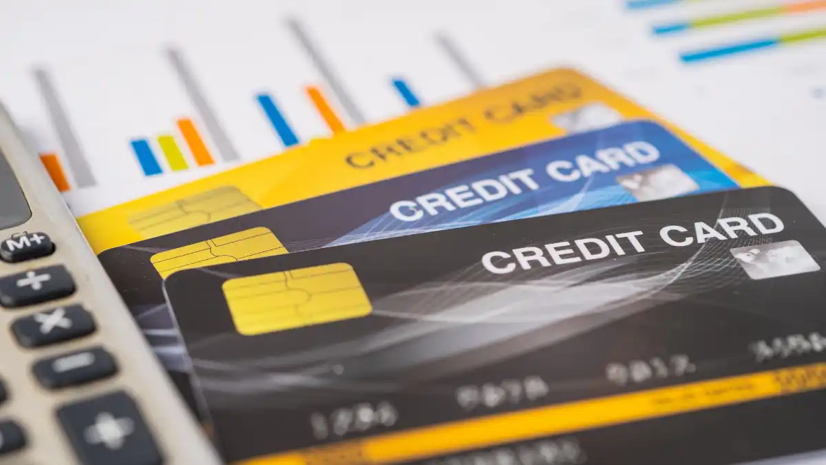 Types of Credit Cards in India and Which one is Best for Beginners